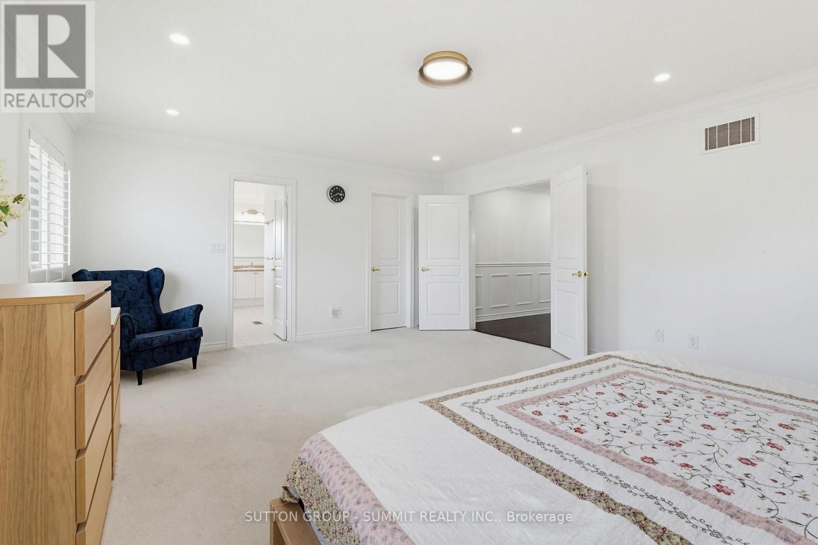 7 ATTRIDGE CRESCENT Image 23