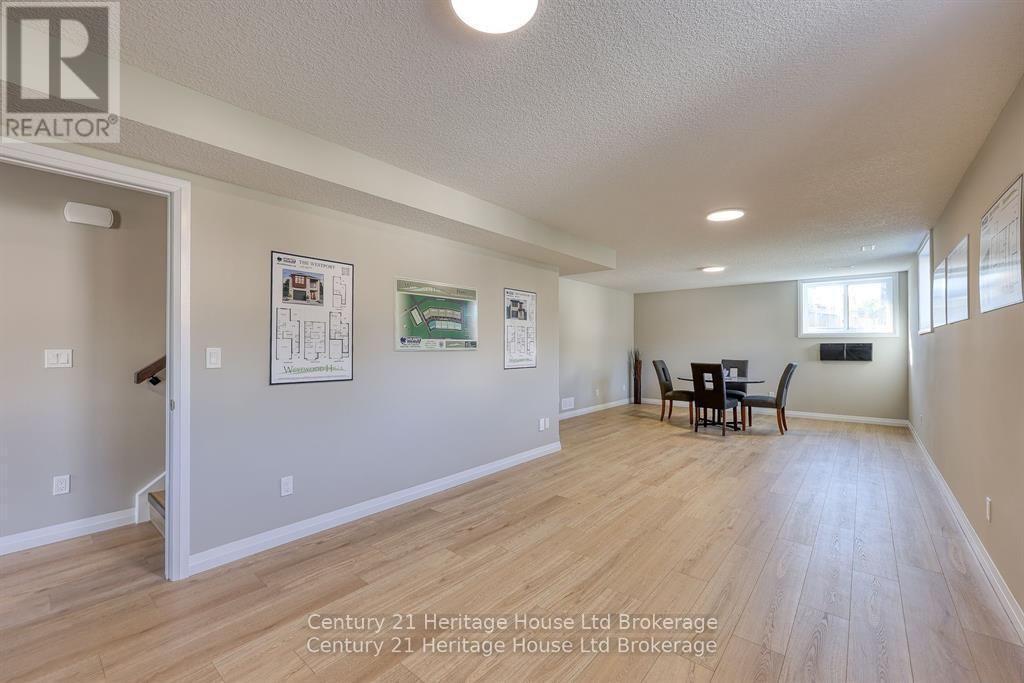 14 - 19 ANDERSON STREET Image 17