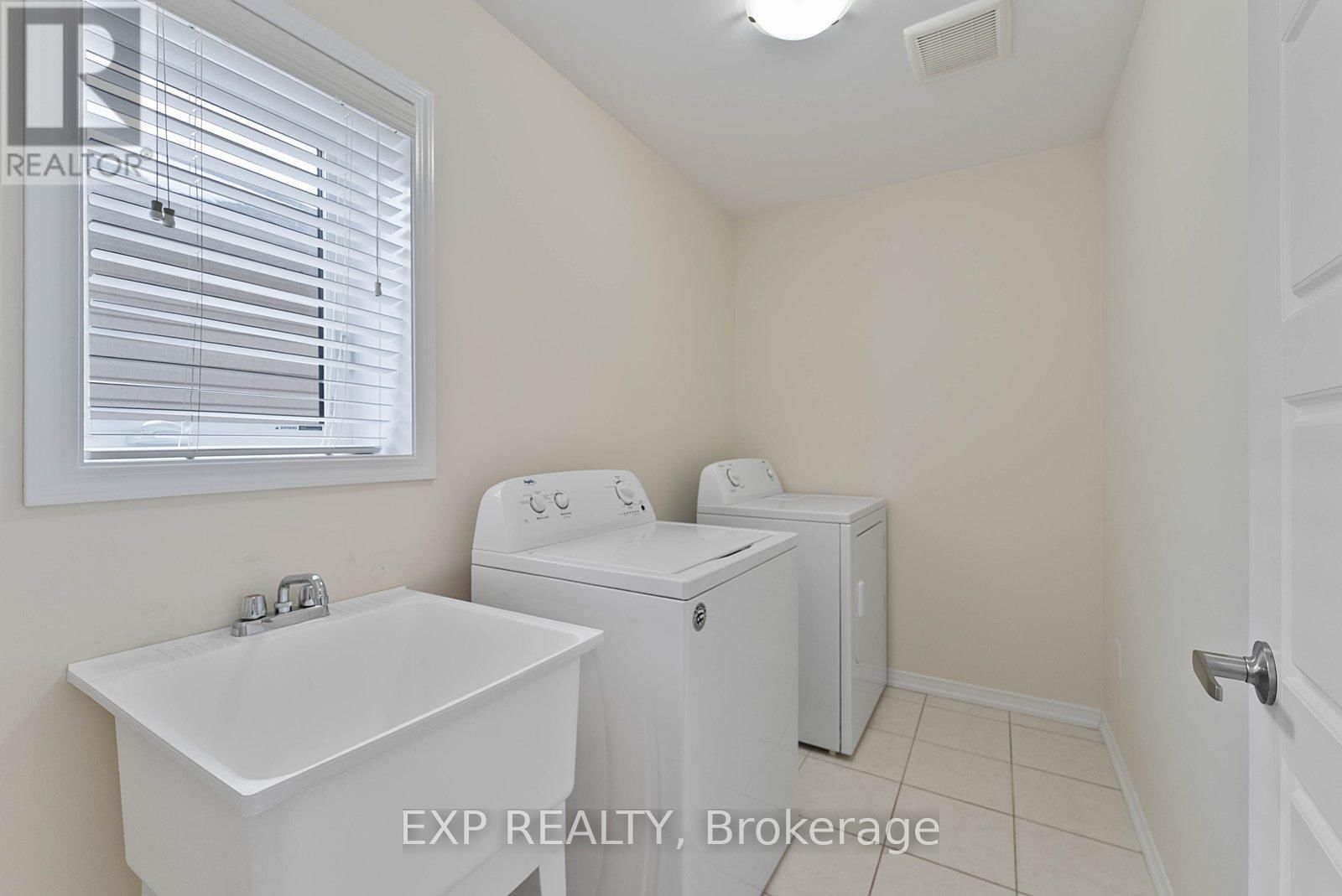 1 HONEY COMB TRAIL Image 46