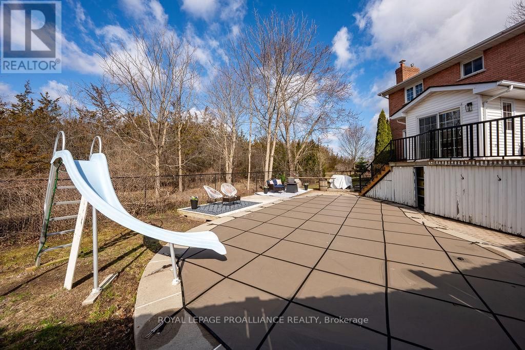 29 SHERWOOD CRESCENT Image 27