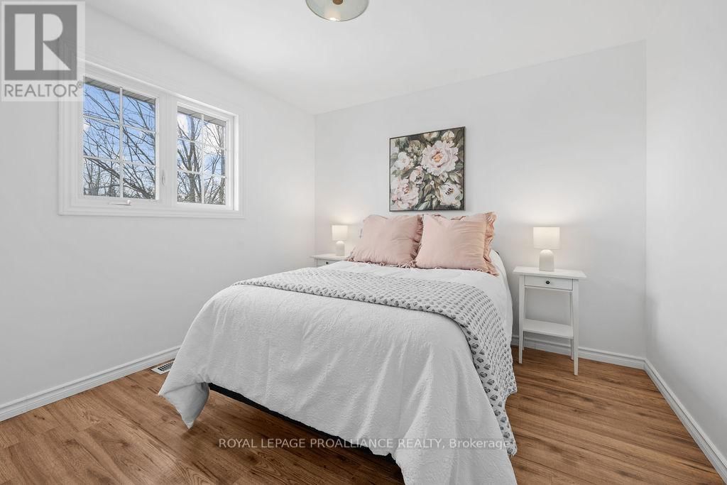 29 SHERWOOD CRESCENT Image 41