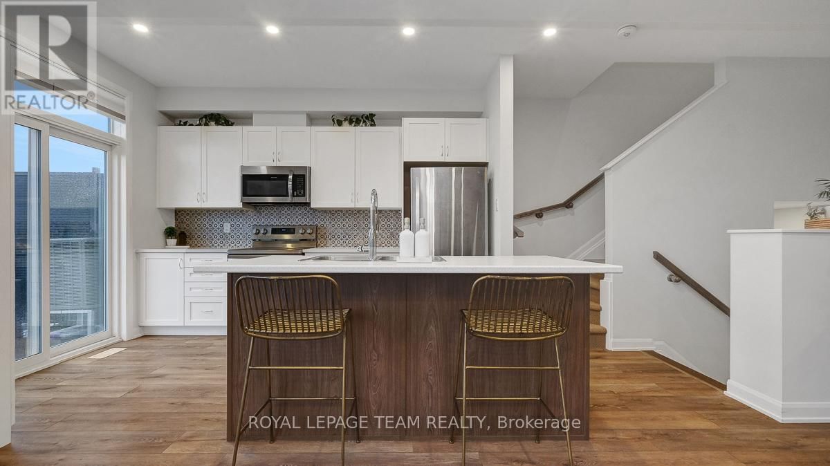 520 AGLISH MEWS Image 12