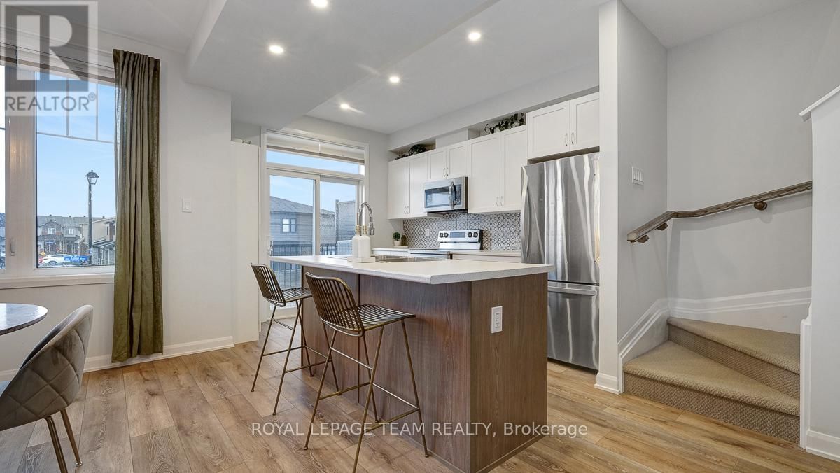 520 AGLISH MEWS Image 4