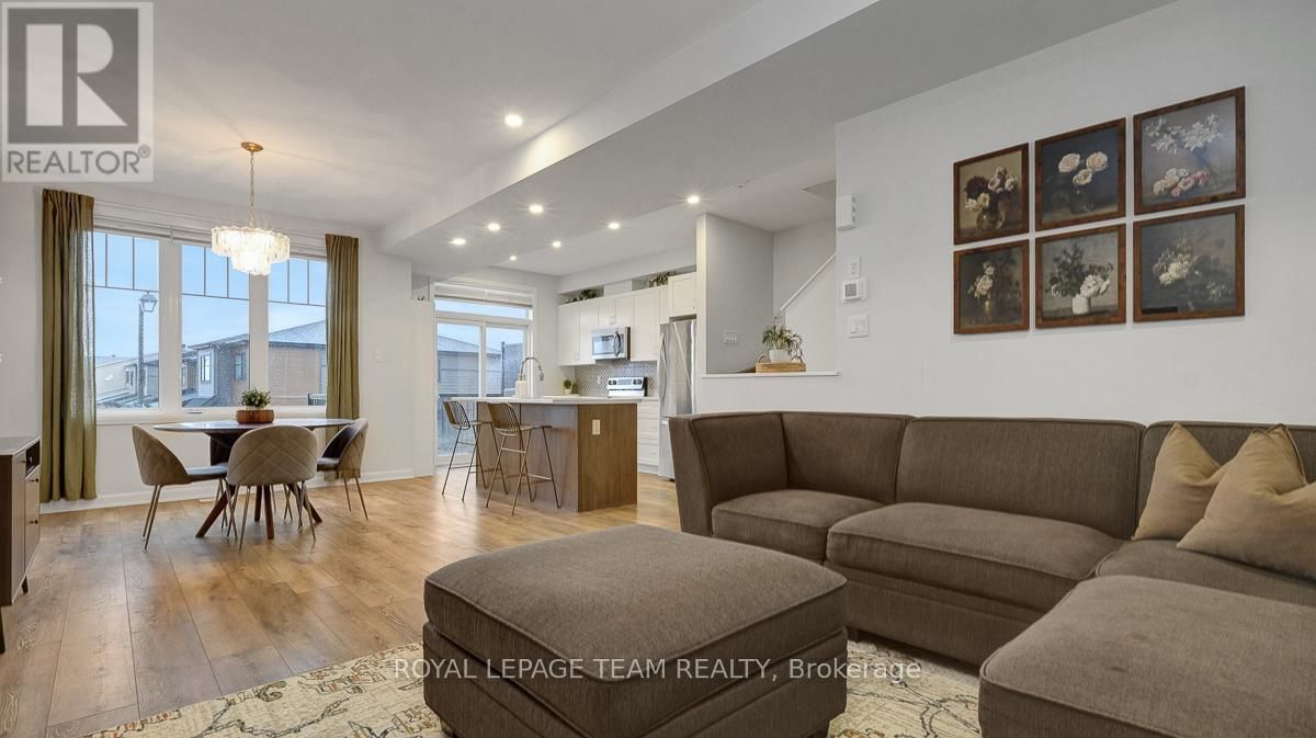 520 AGLISH MEWS Image 8