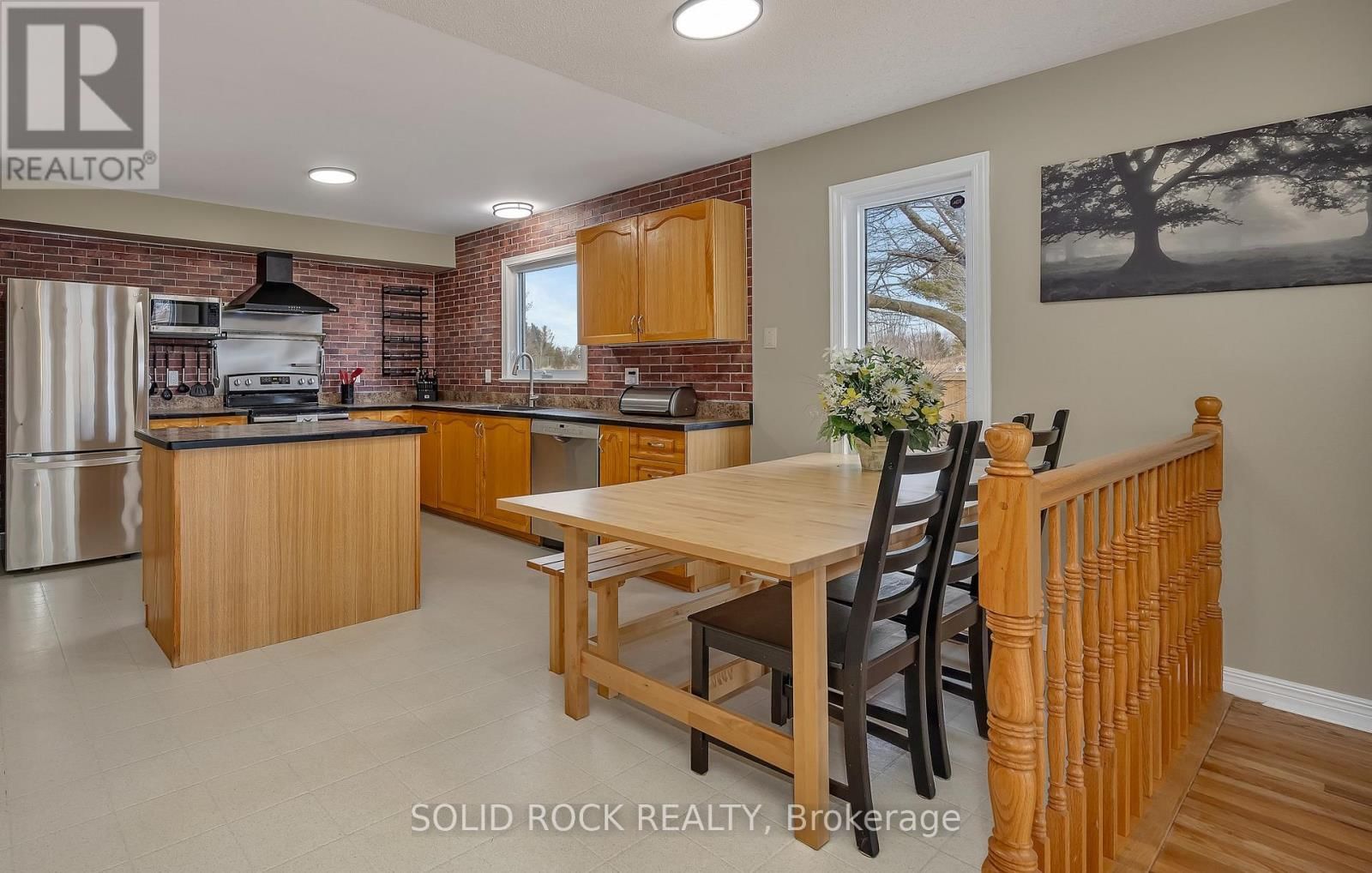 2 NEWBOROUGH CRESCENT Image 6