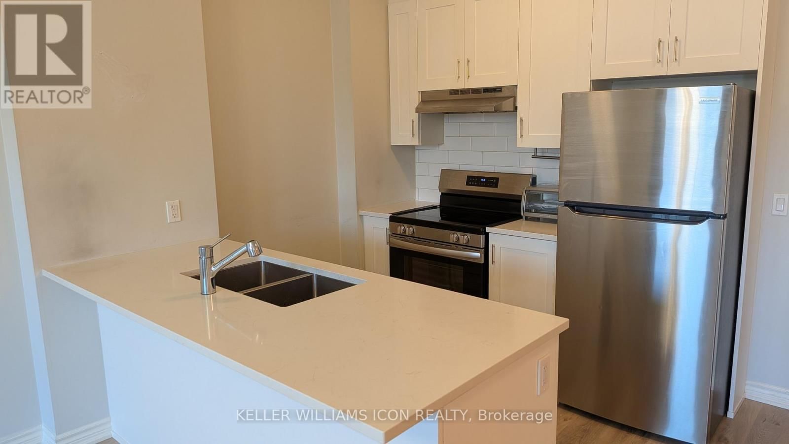 112 - 1350 HEMLOCK ROAD Image 13