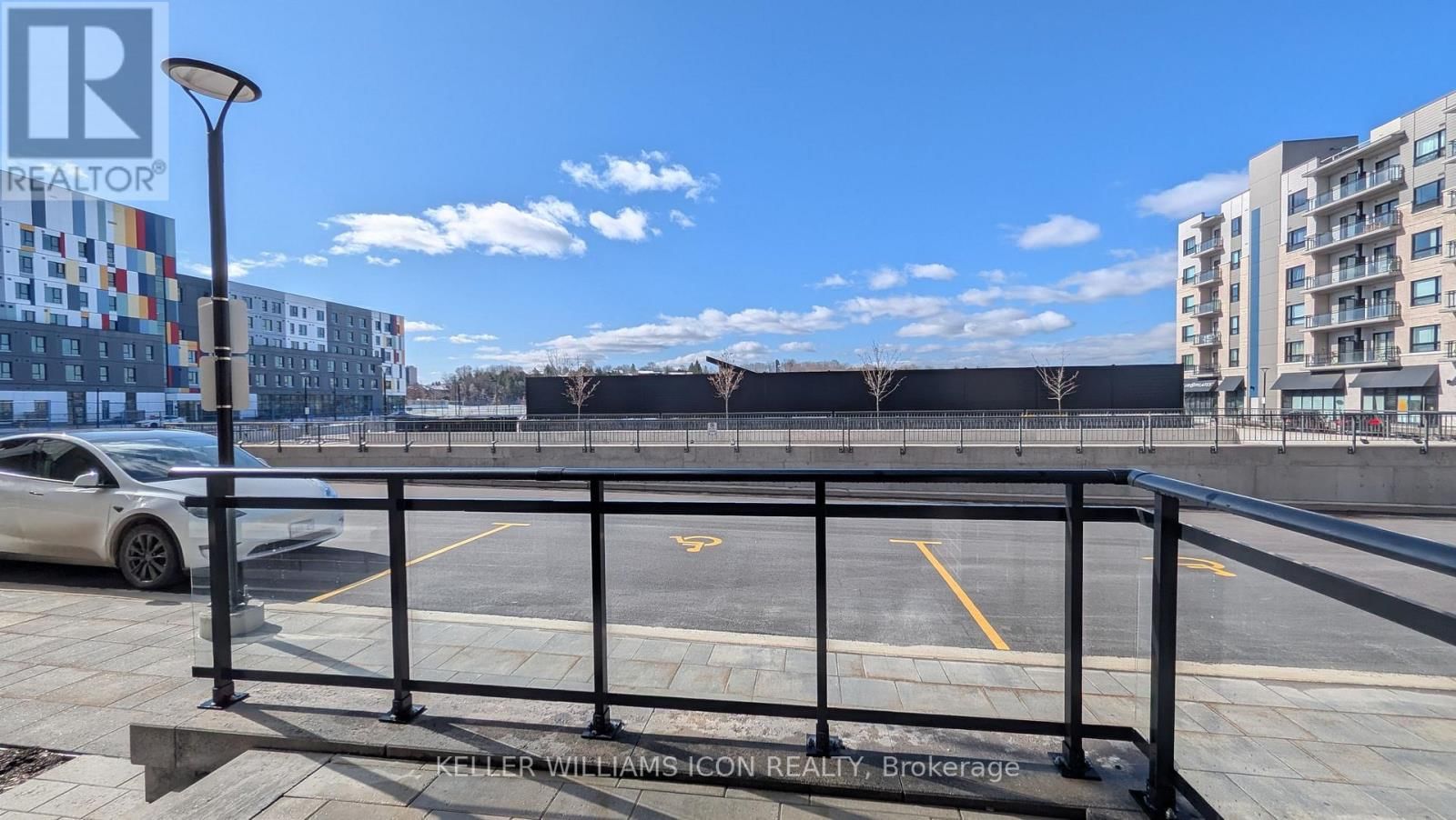 112 - 1350 HEMLOCK ROAD Image 22