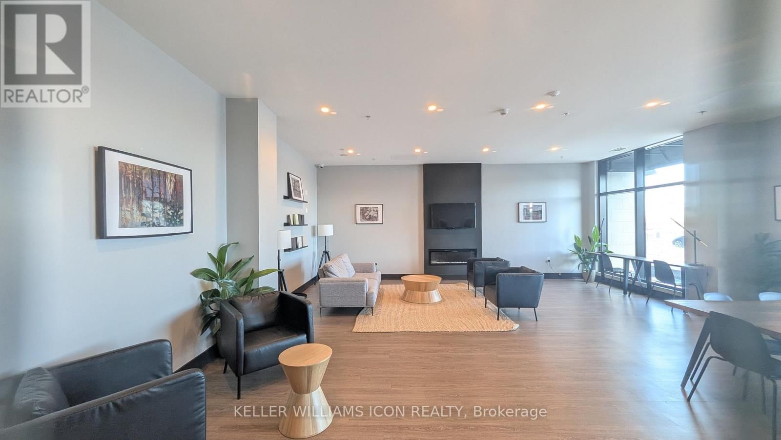 112 - 1350 HEMLOCK ROAD Image 8