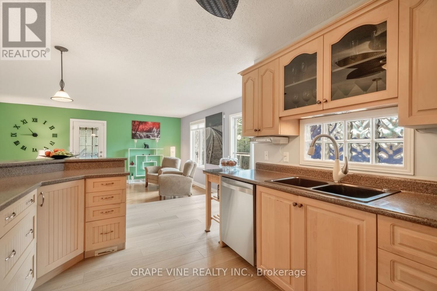 119 SIERRA WOODS DRIVE Image 13