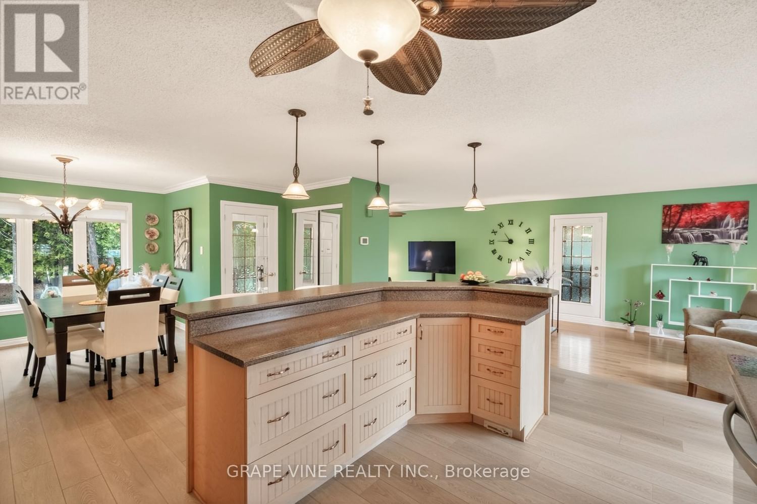 119 SIERRA WOODS DRIVE Image 16