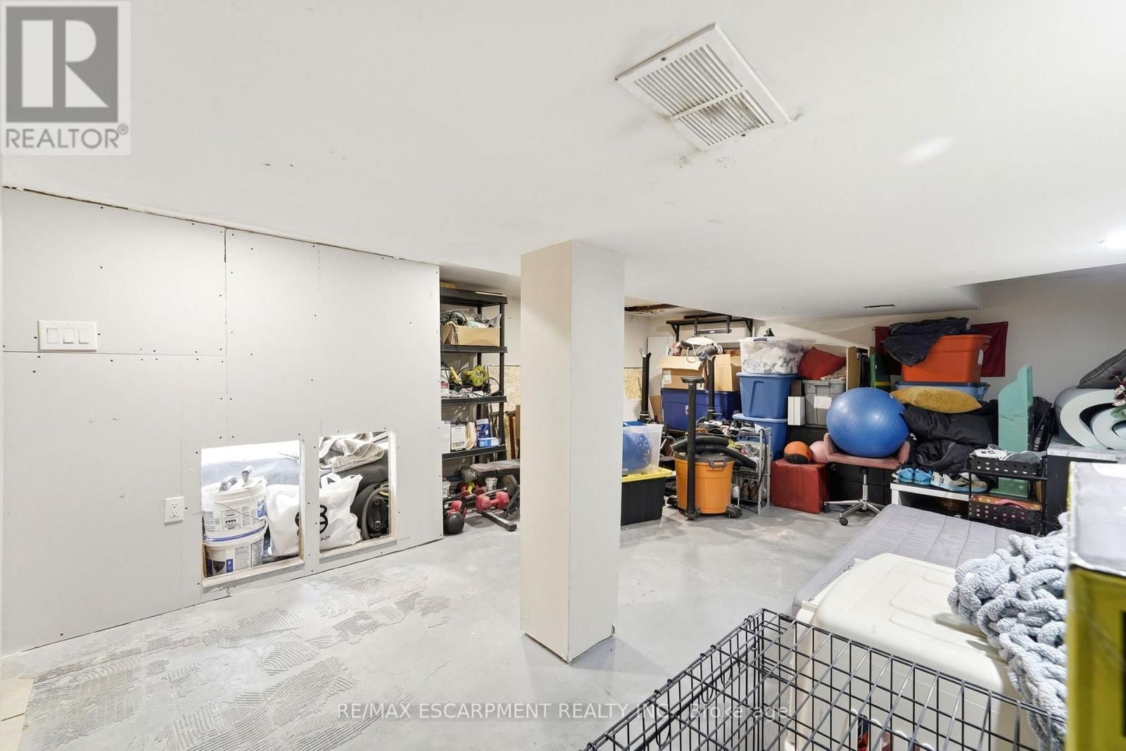 82 CLINTON STREET Image 26