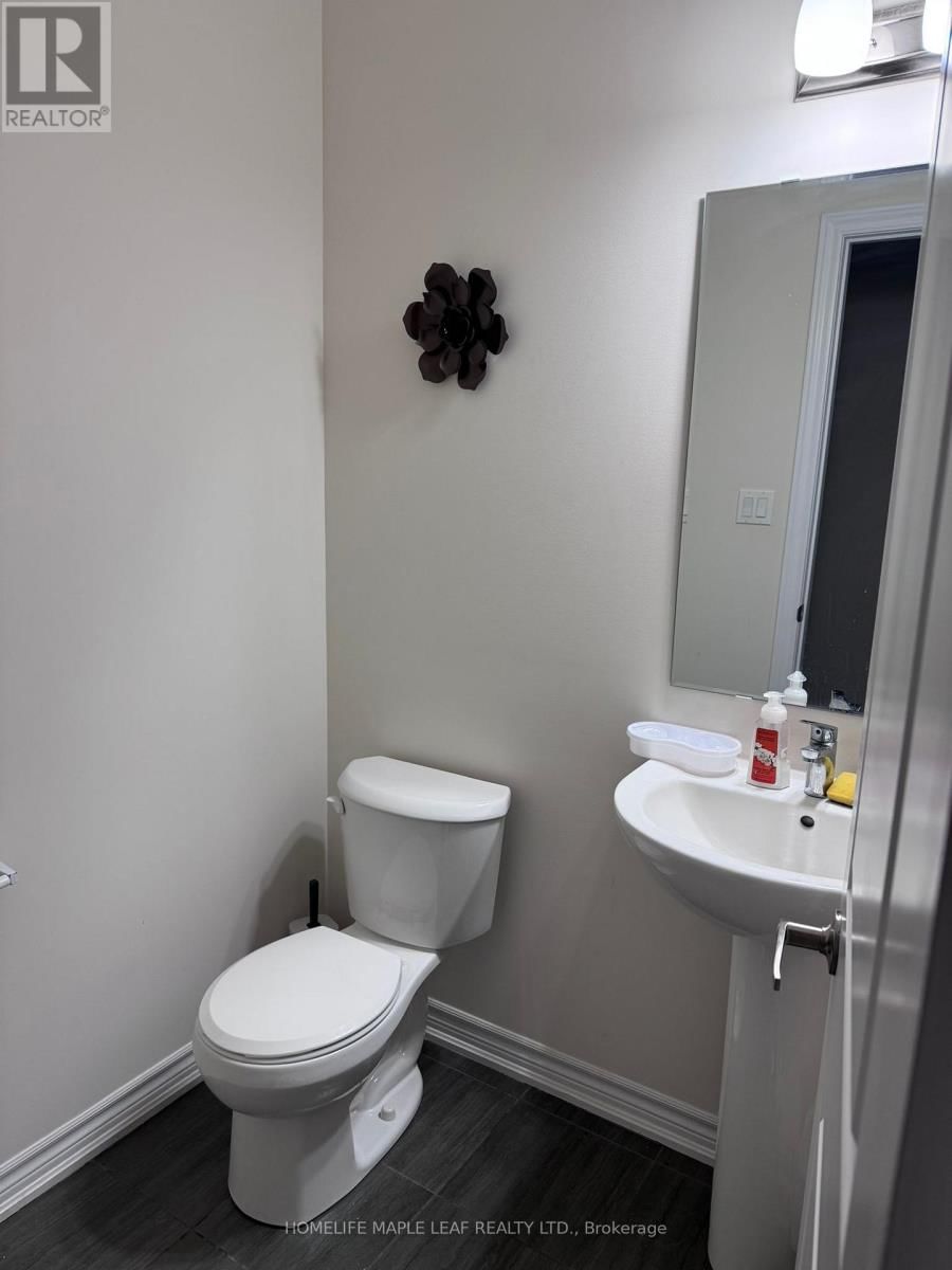 38 BROWN STREET Image 5