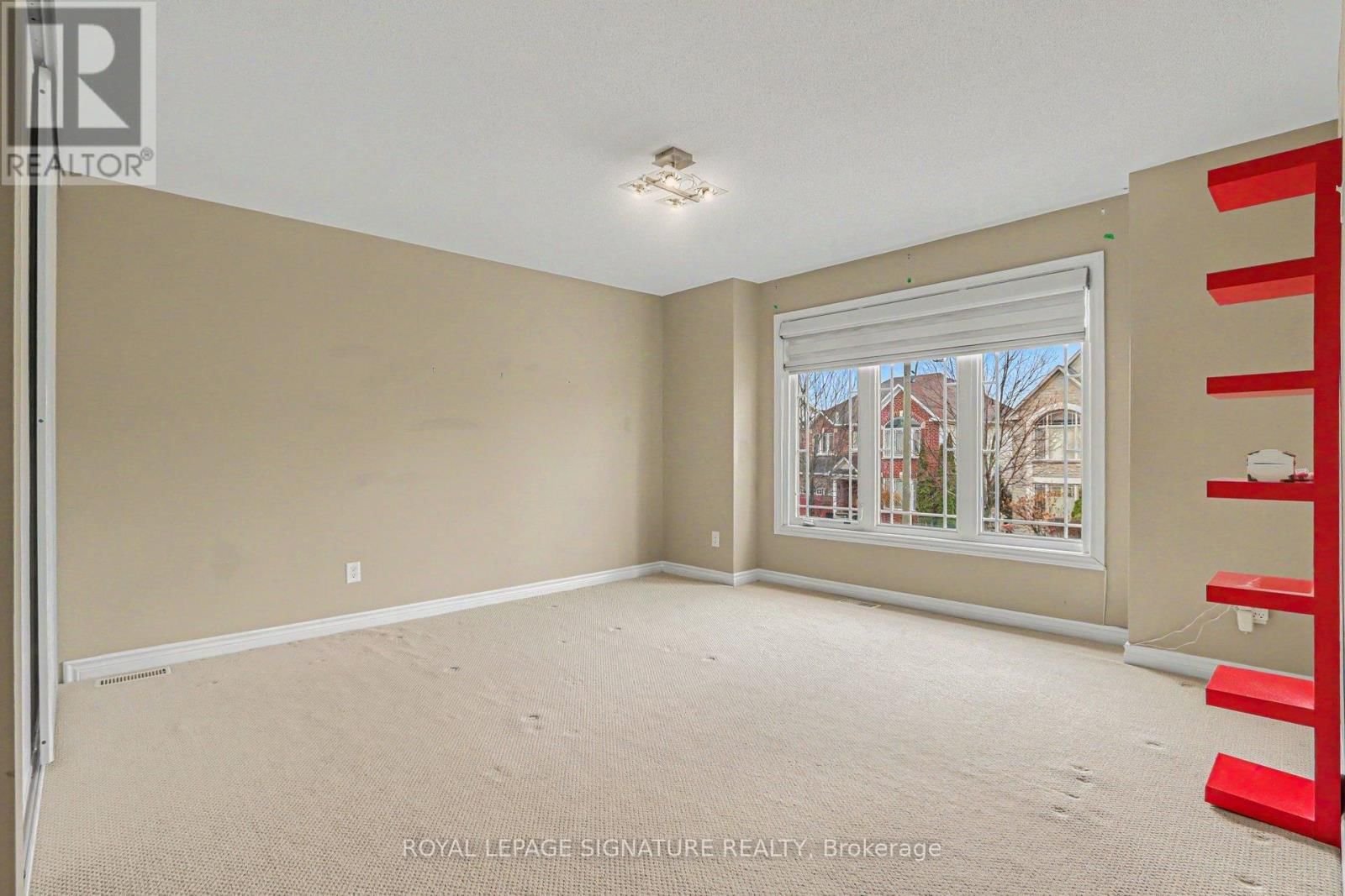 129 TAPESTRY DRIVE Image 11