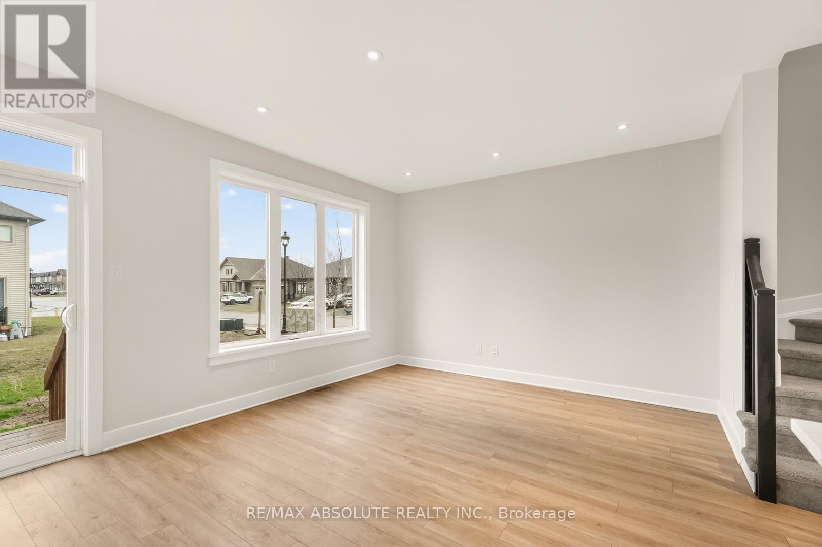 34 TABER STREET Image 13