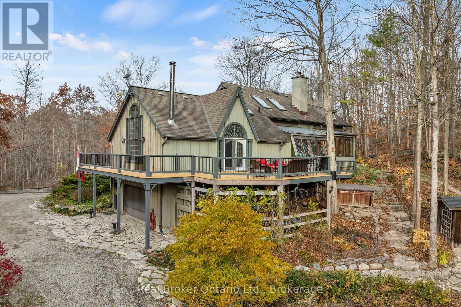 4766 HYNDMAN DRIVE Image 3