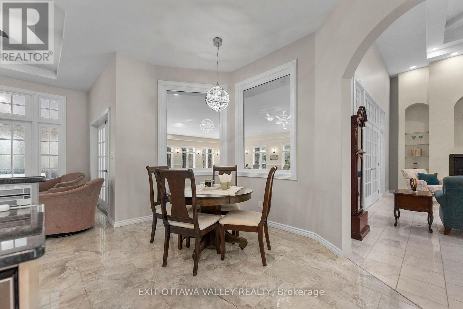 740 WALFORD ROAD Image 10