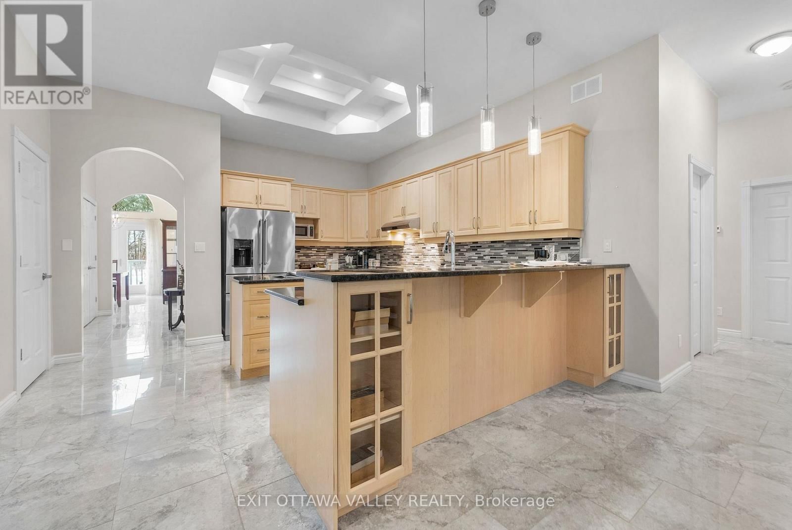 740 WALFORD ROAD Image 11