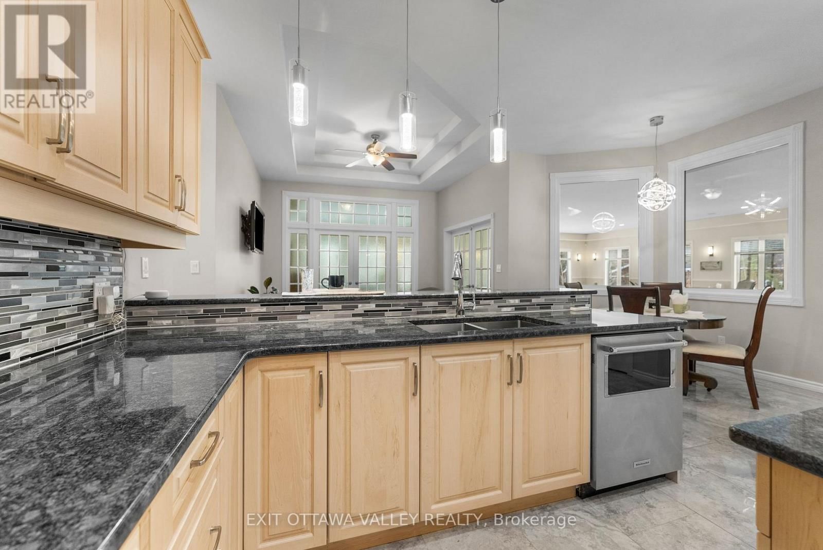 740 WALFORD ROAD Image 14