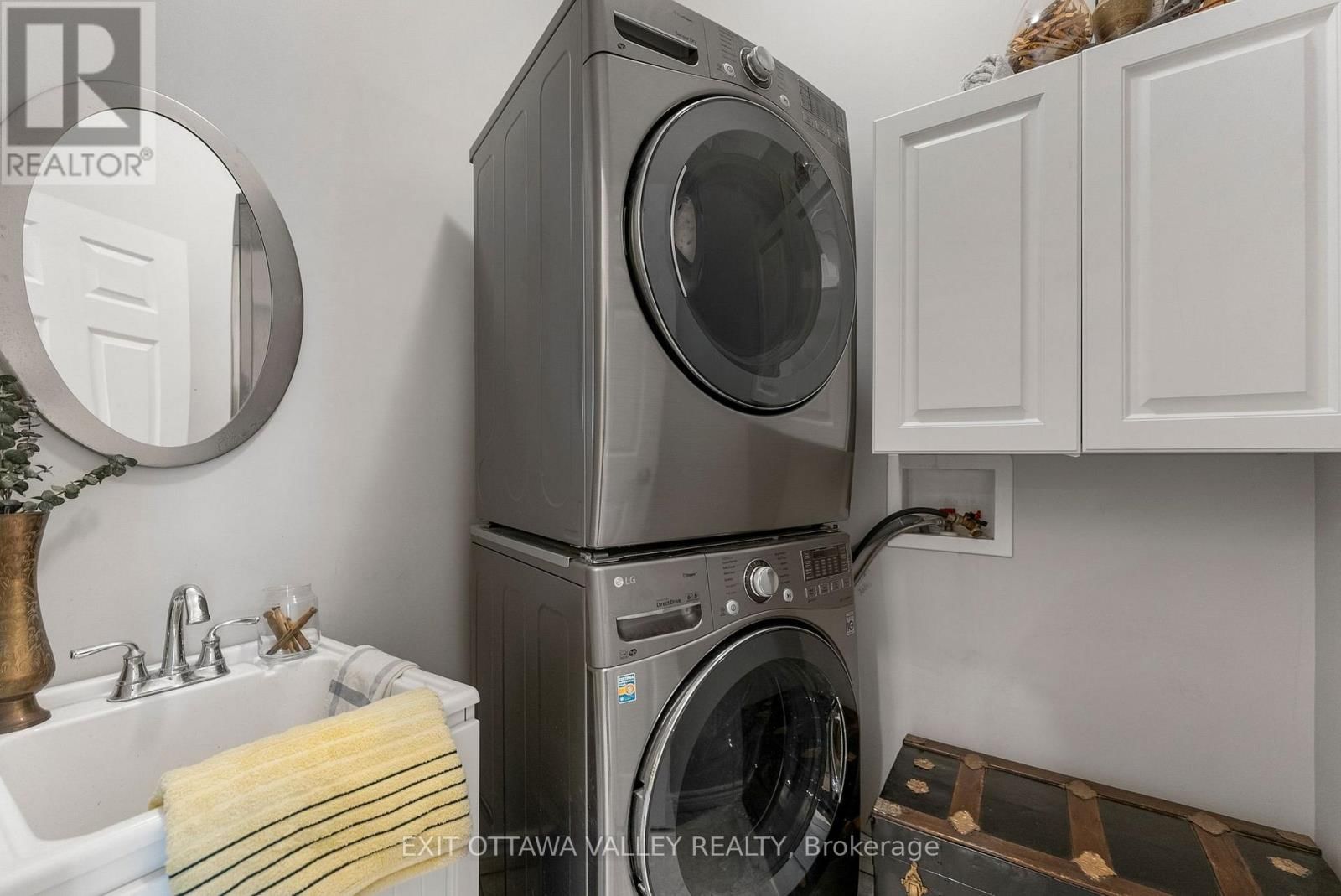 740 WALFORD ROAD Image 36