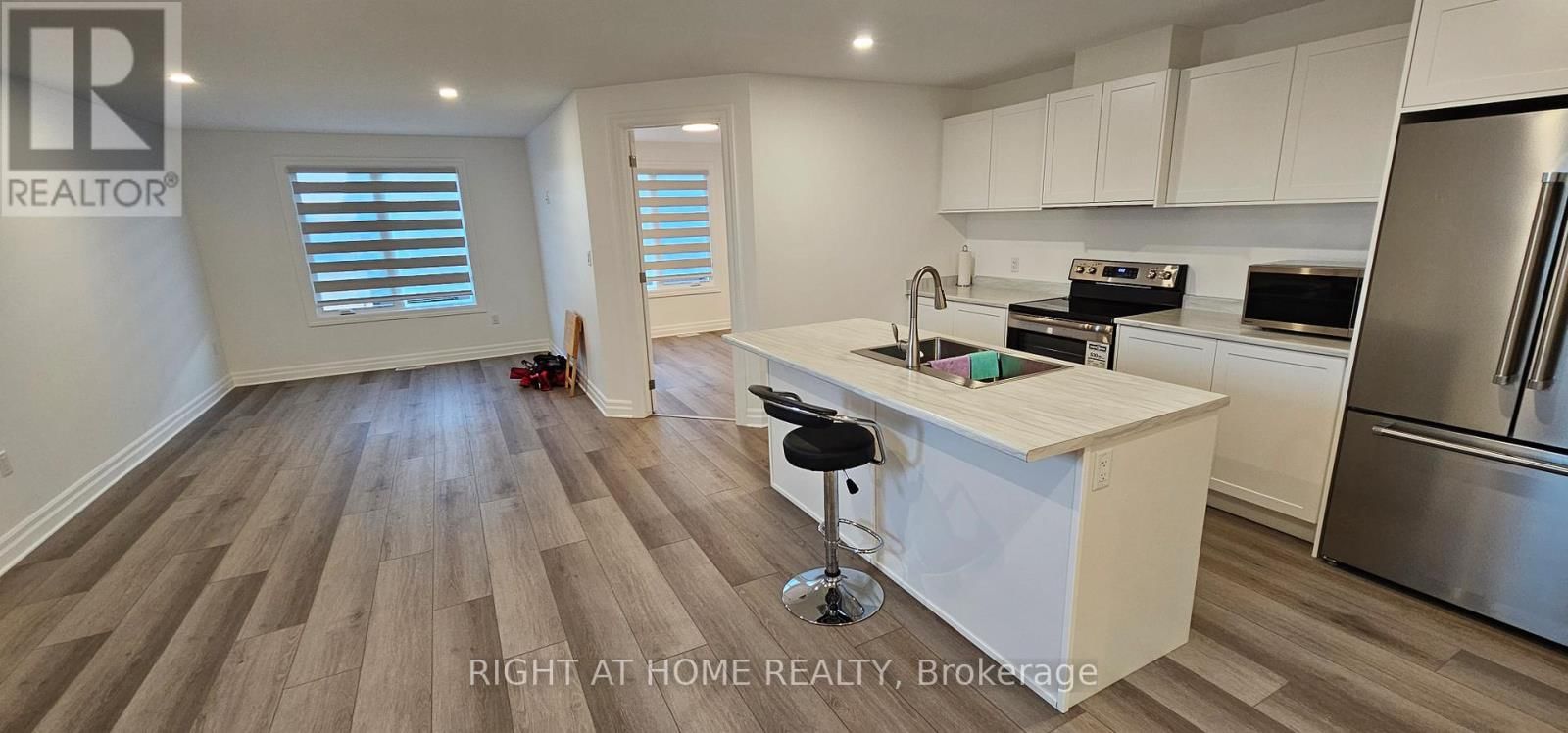 Upper - 7499 MARVEL DRIVE Image 3