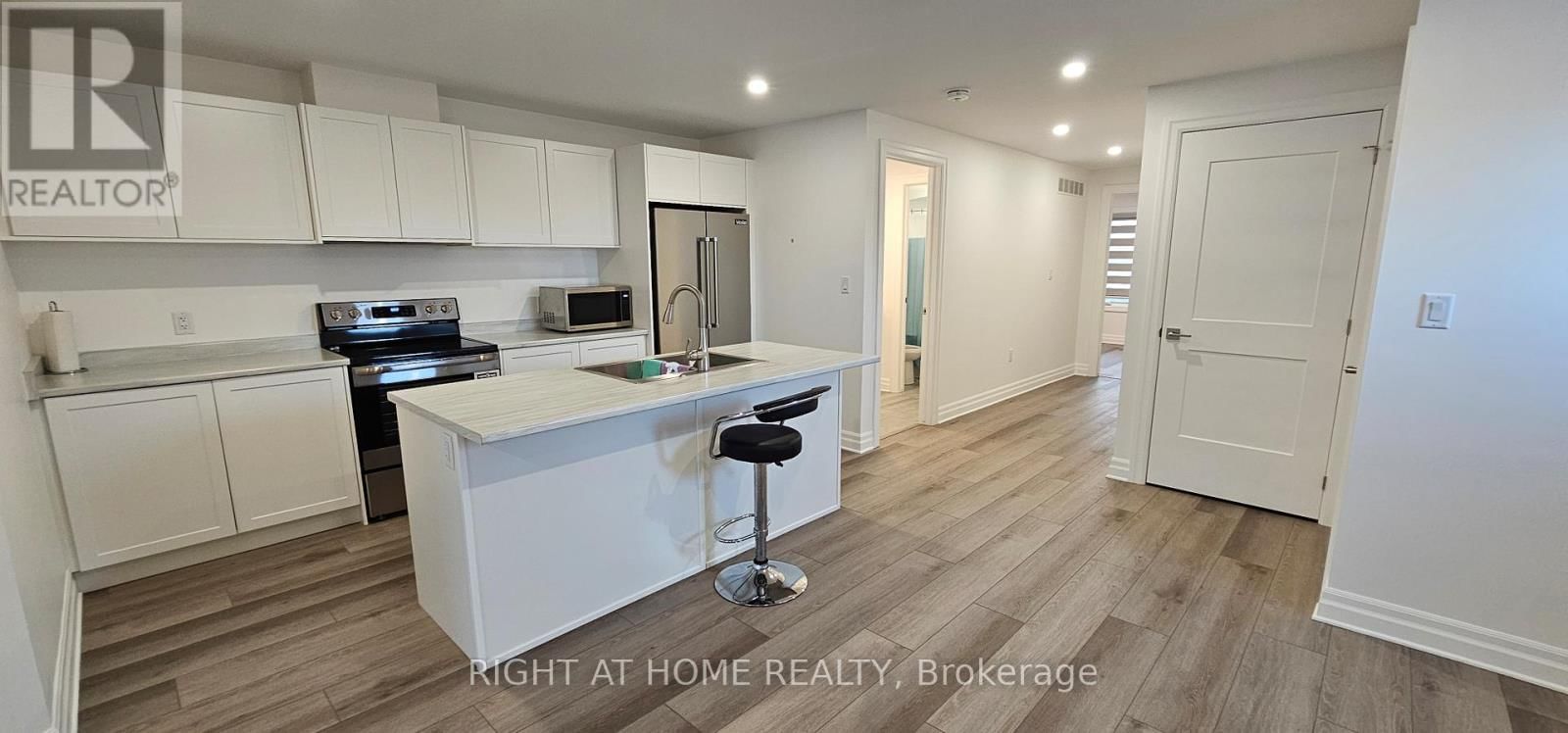 Upper - 7499 MARVEL DRIVE Image 5