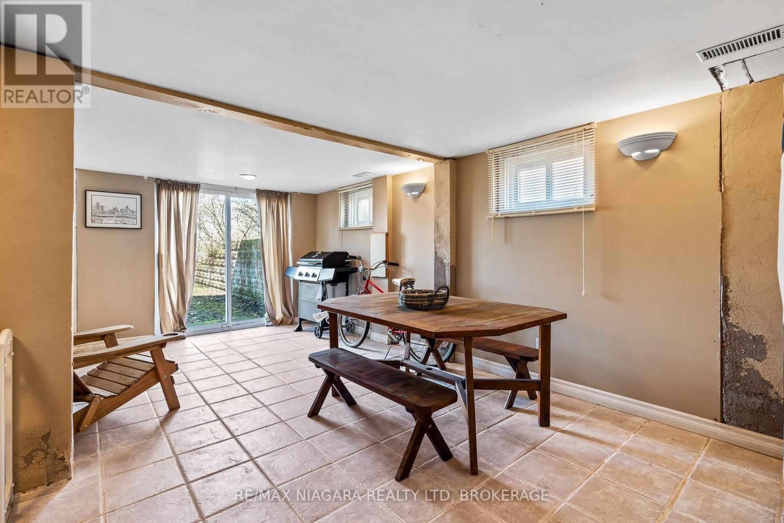 13165 LAKESHORE ROAD Image 20