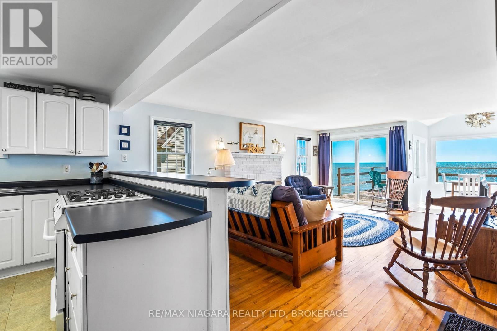 13165 LAKESHORE ROAD Image 6