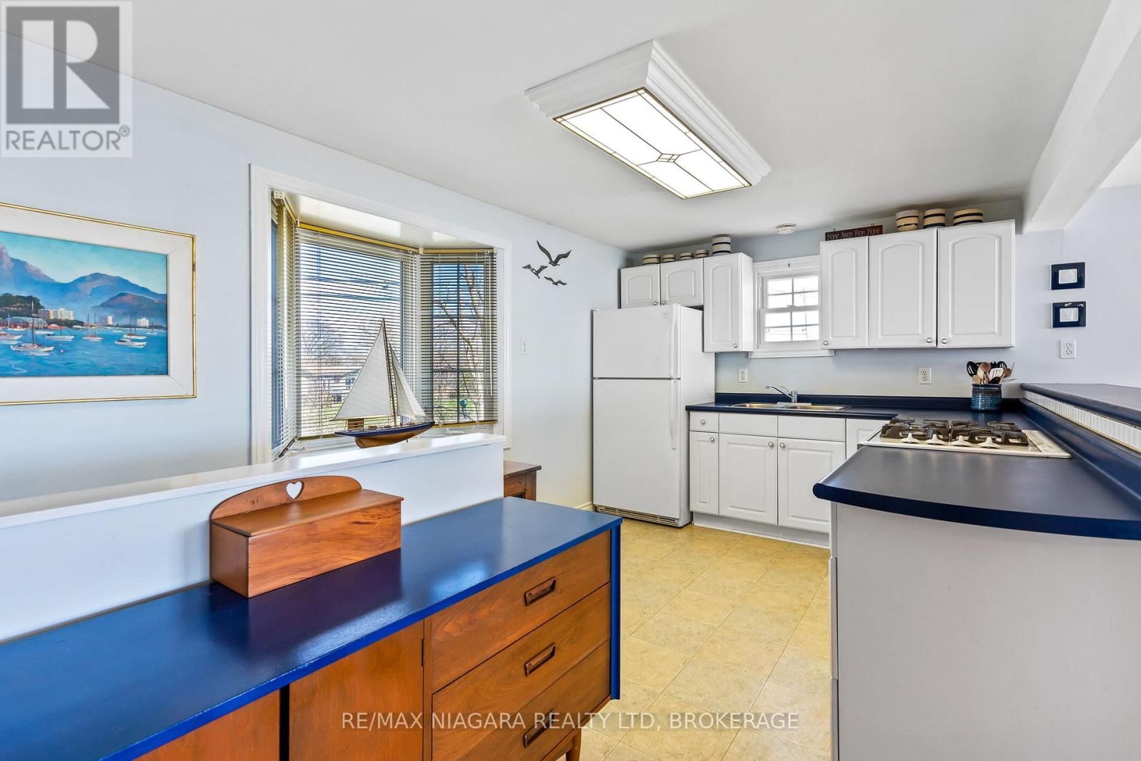 13165 LAKESHORE ROAD Image 7