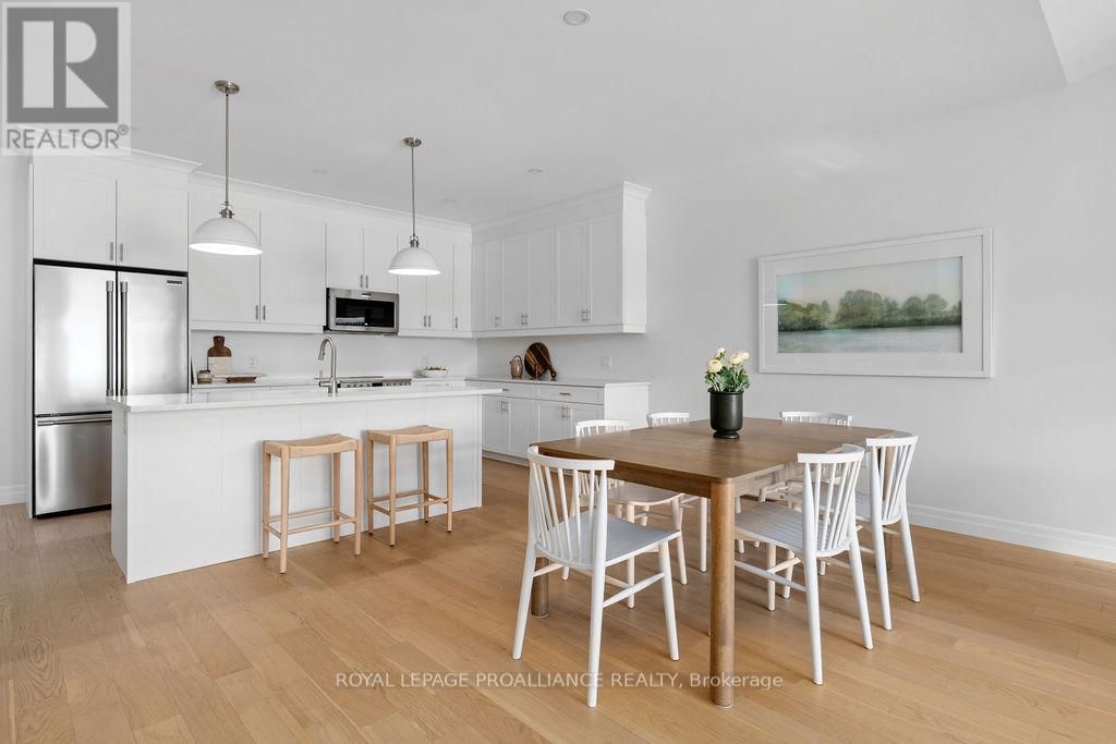 71 SEYMOUR STREET WEST Image 10