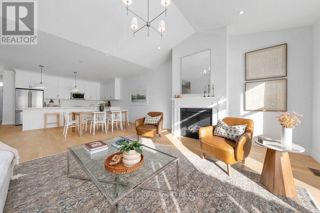 71 SEYMOUR STREET WEST Image 14