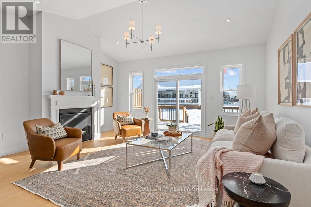 71 SEYMOUR STREET WEST Image 2