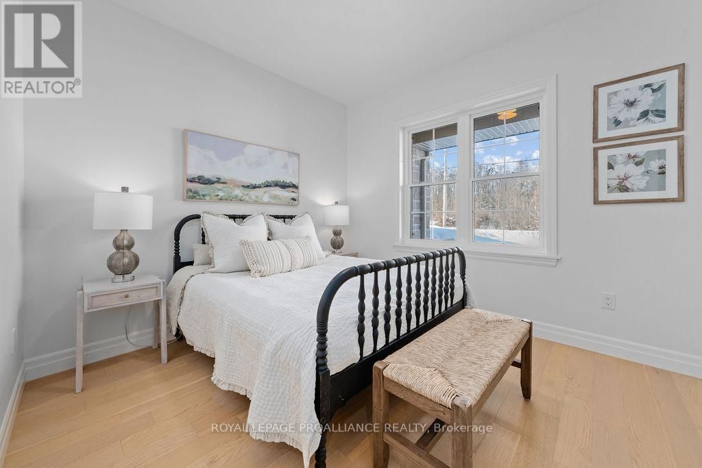 71 SEYMOUR STREET WEST Image 30