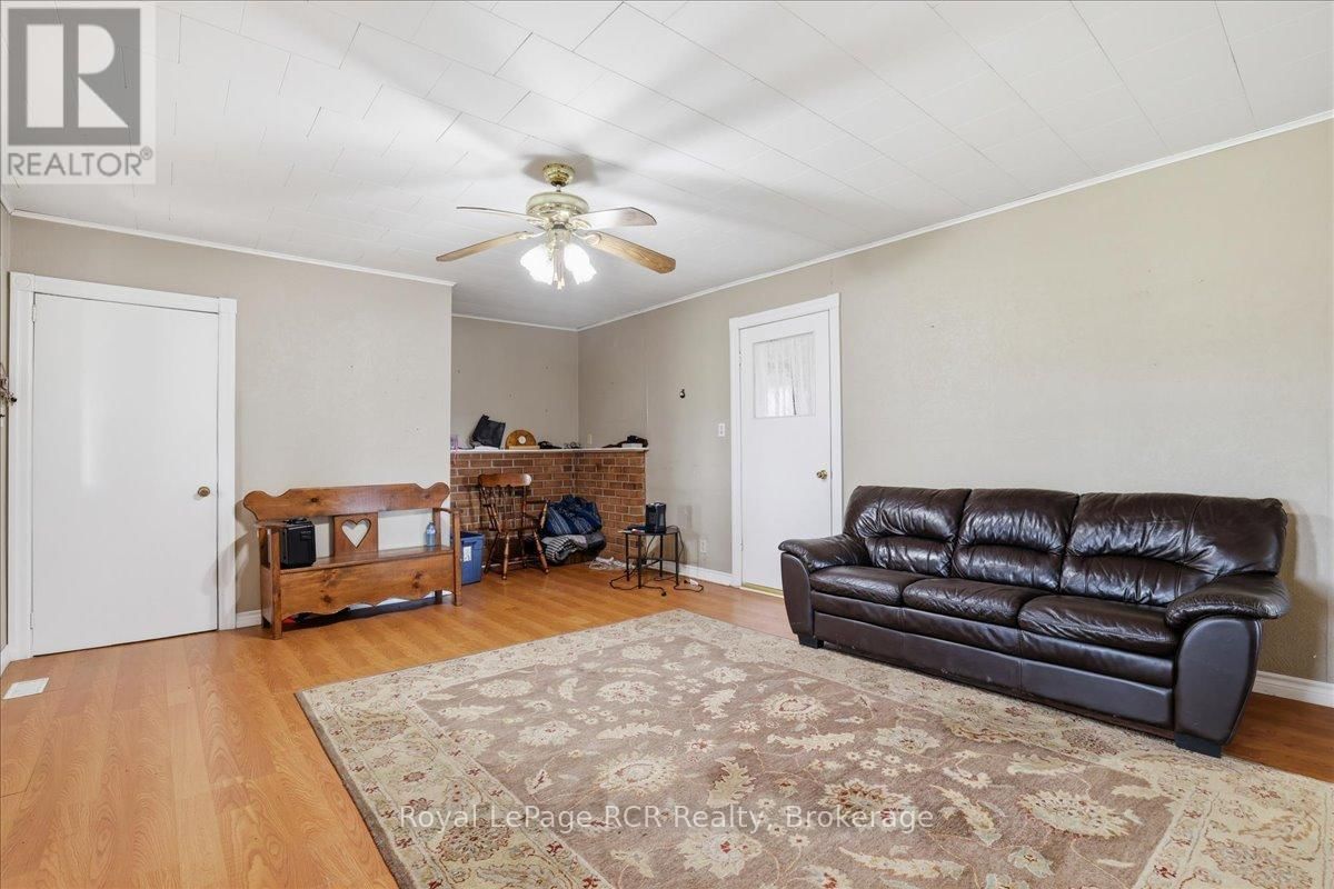 232492 CONCESSION 2 WGR Image 16