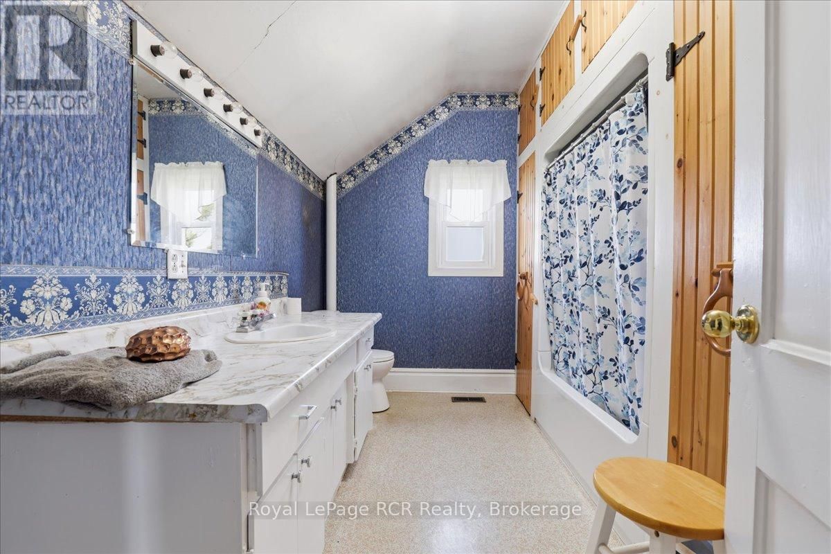 232492 CONCESSION 2 WGR Image 24