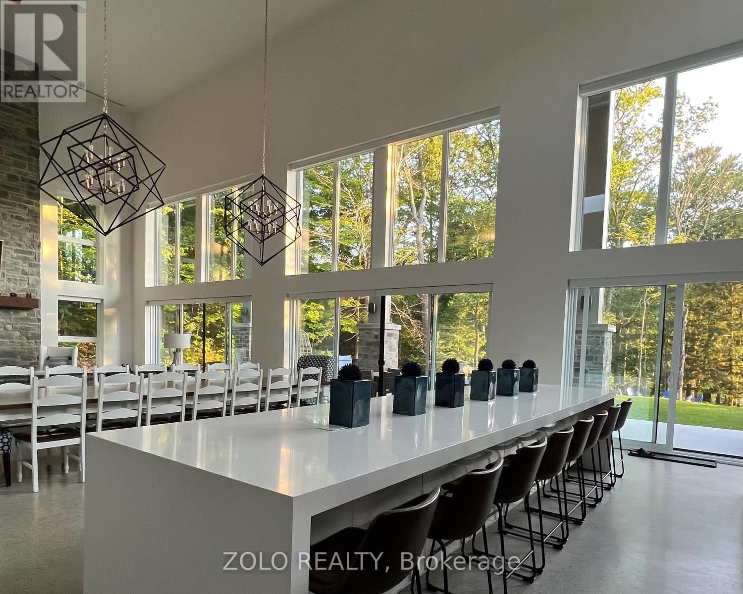 35 ESTATE DRIVE Image 7