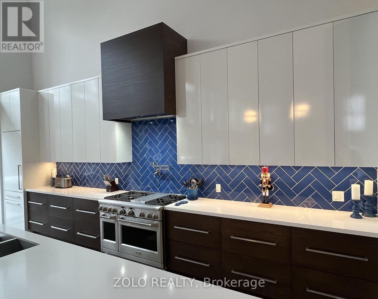 35 ESTATE DRIVE Image 8