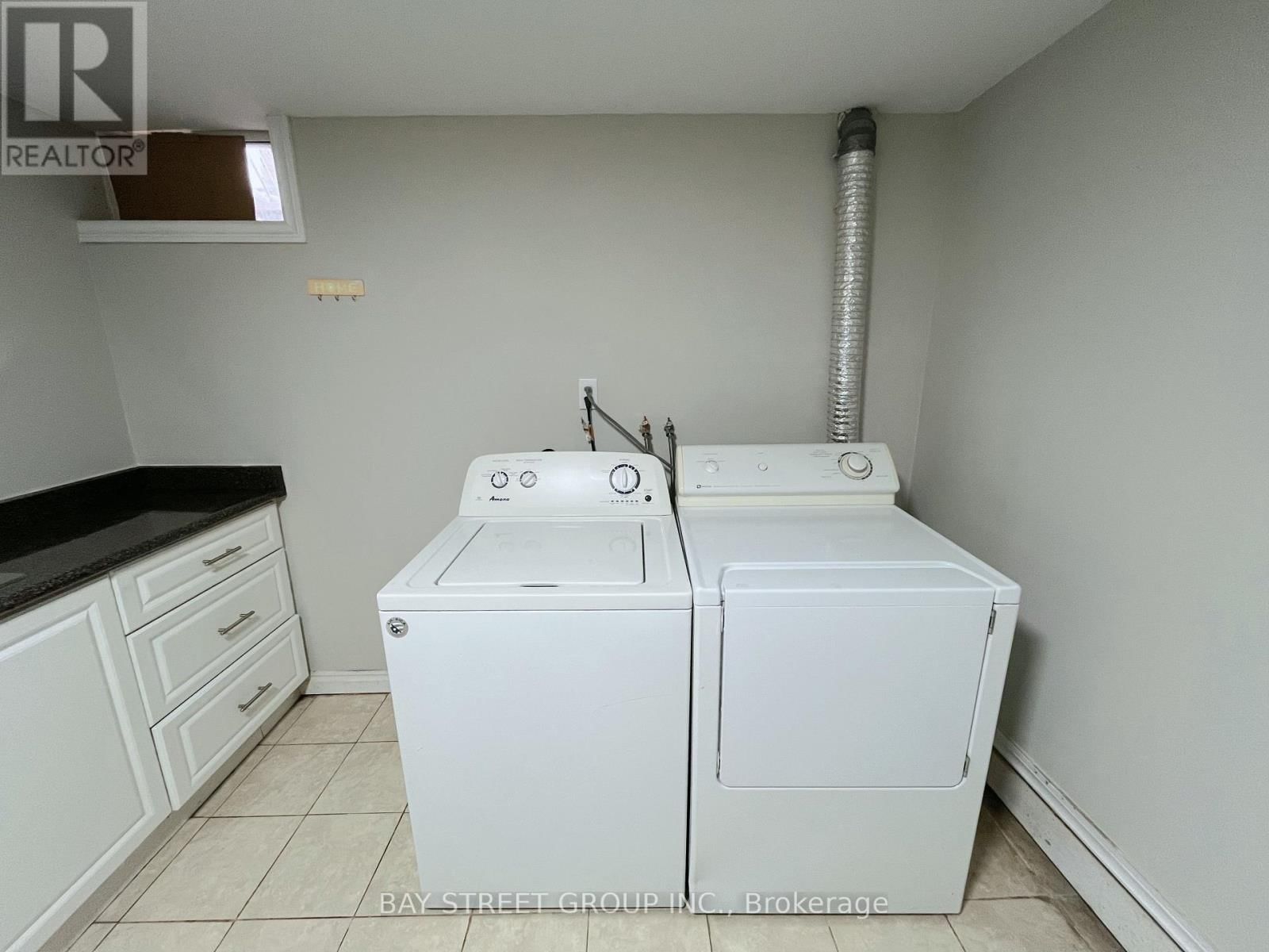 Lower - 106 ST DAVIDS ROAD Image 9