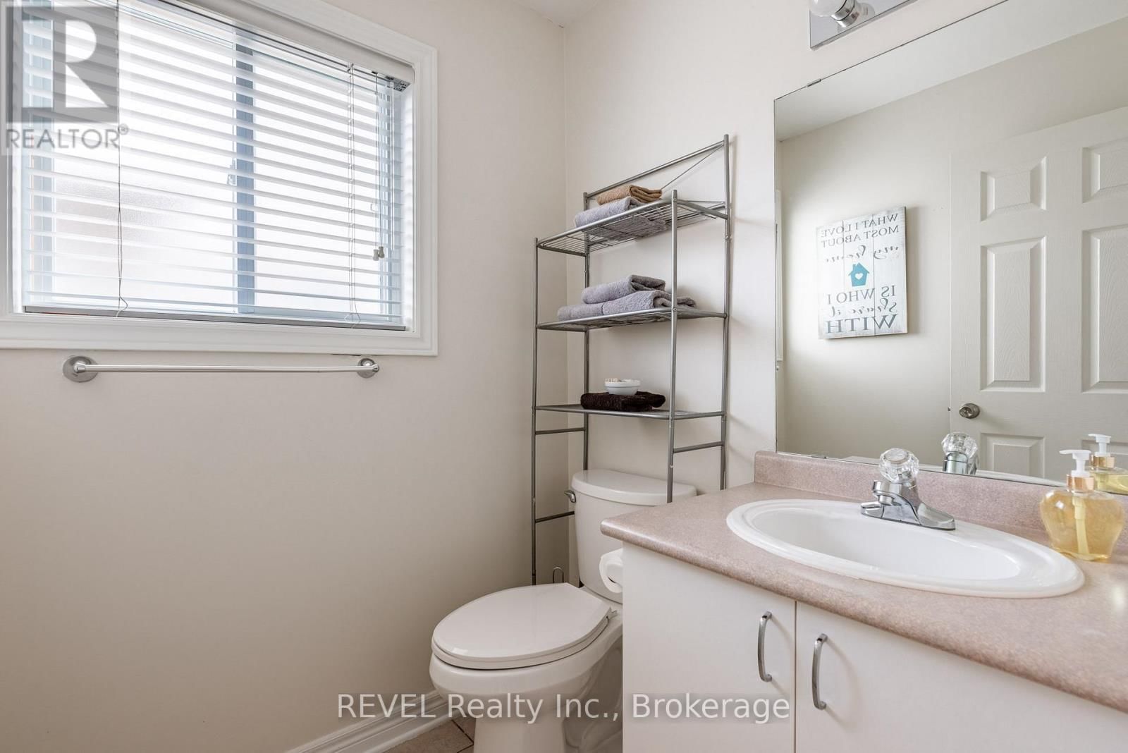 152 SUMMERS DRIVE Image 21