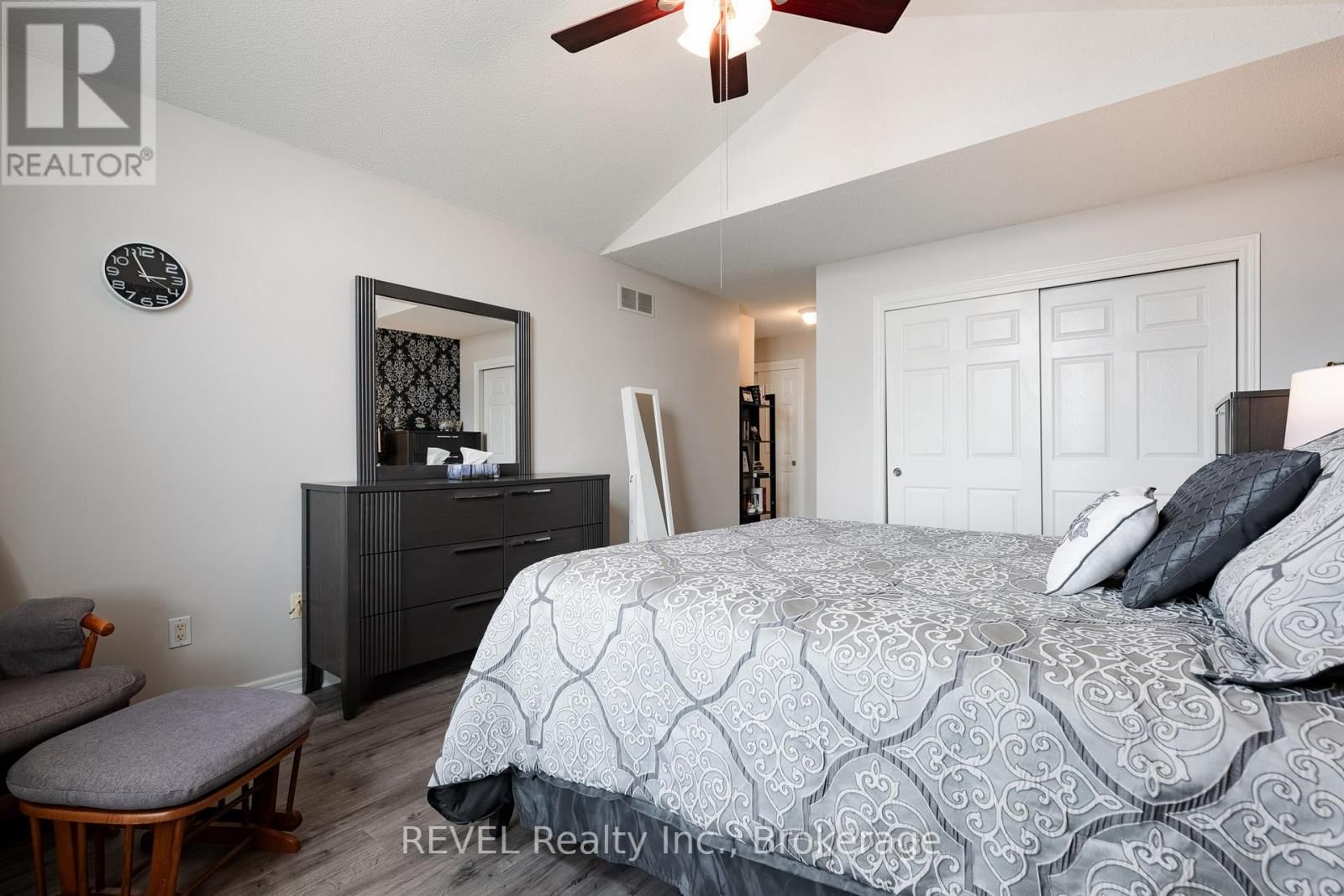 152 SUMMERS DRIVE Image 23