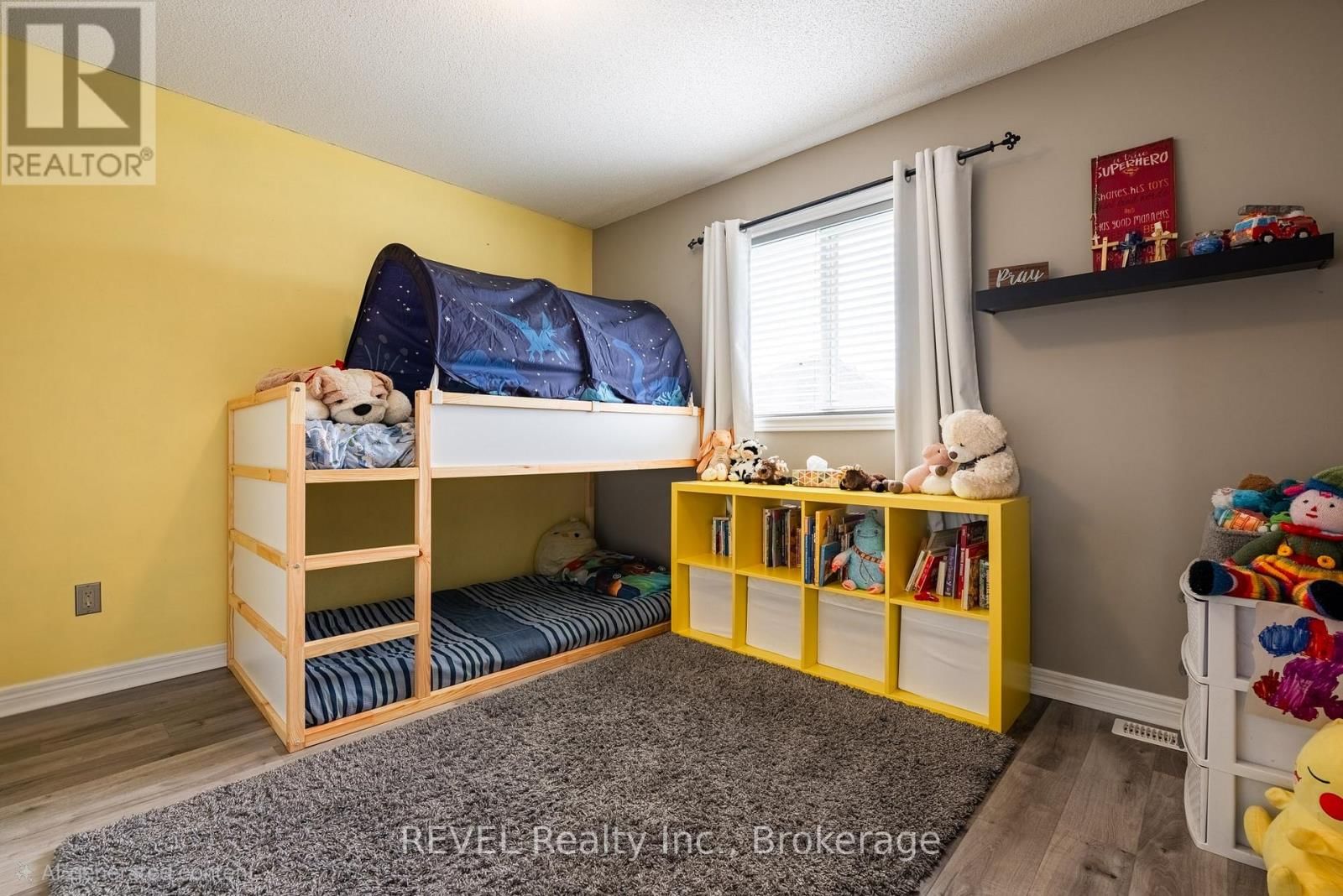 152 SUMMERS DRIVE Image 30