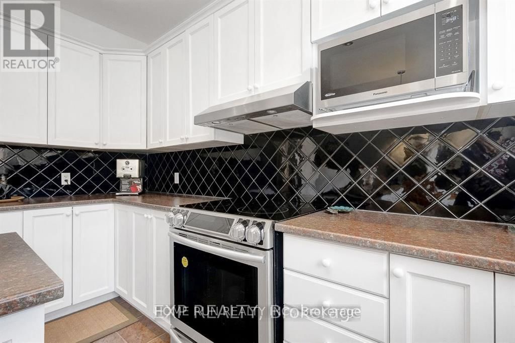 122 RODEO DRIVE Image 14