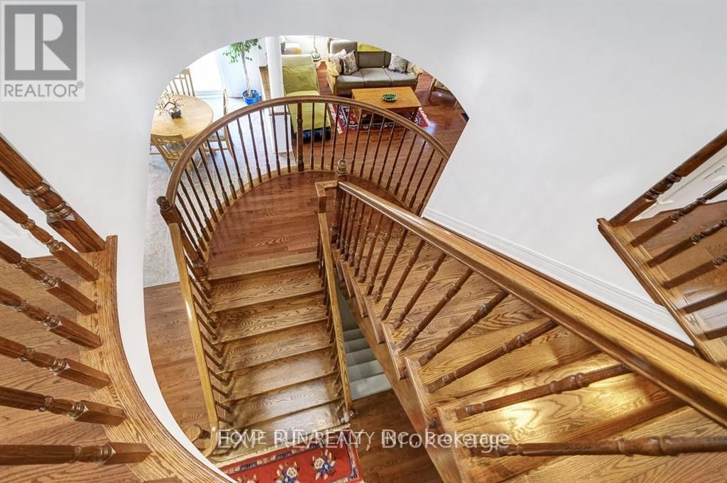 122 RODEO DRIVE Image 25