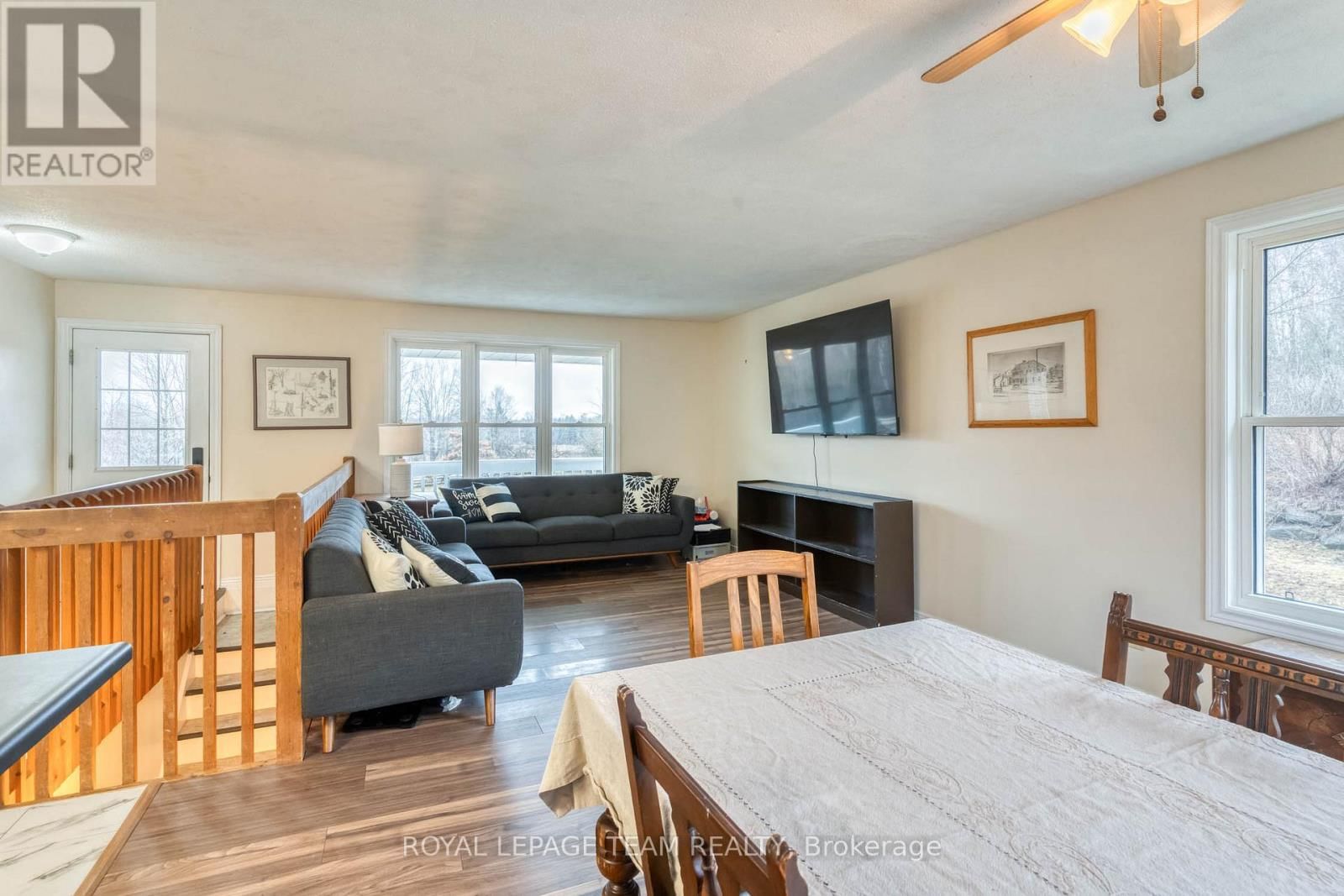 1255 OLD PERTH ROAD Image 10