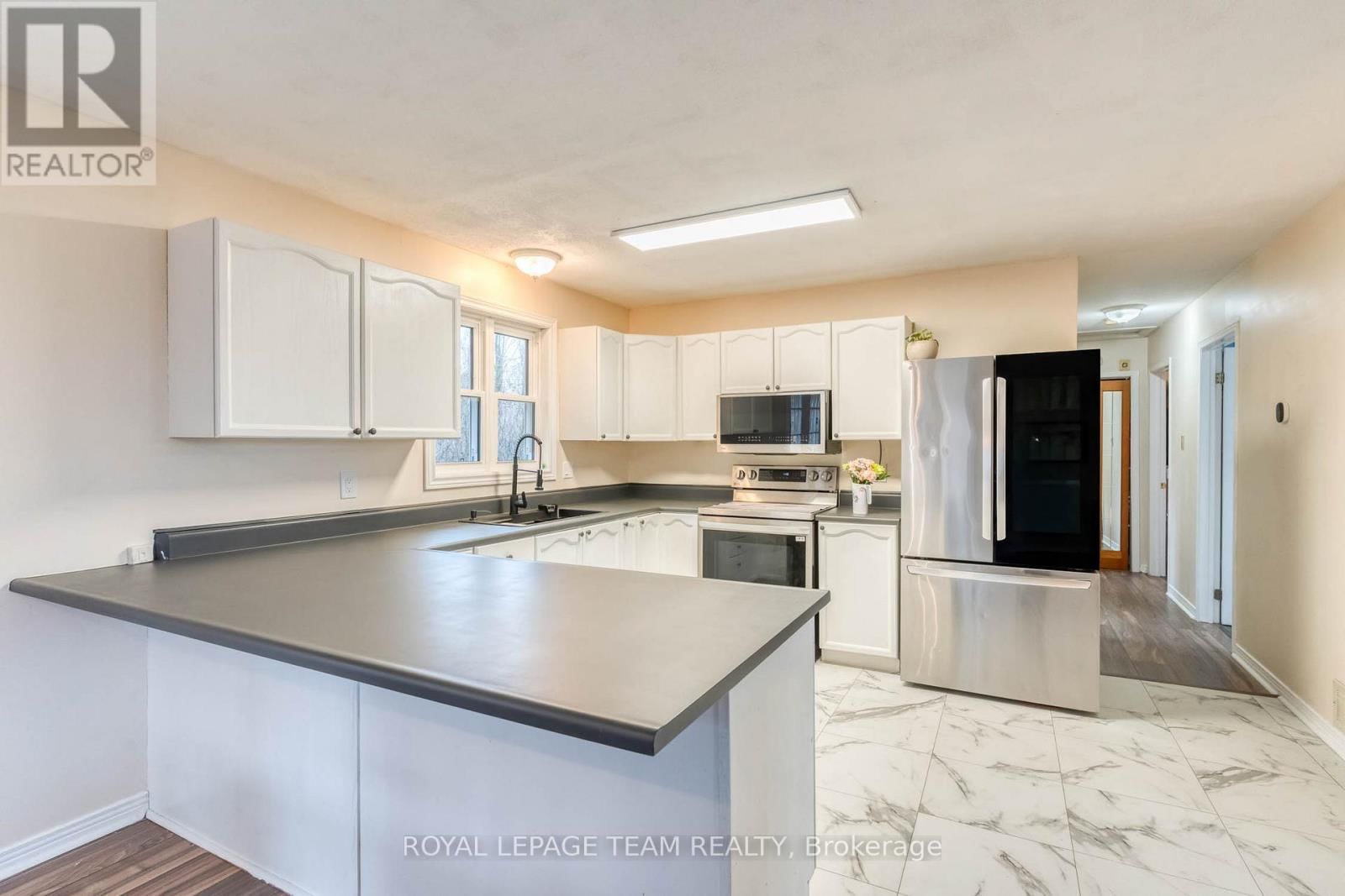 1255 OLD PERTH ROAD Image 7