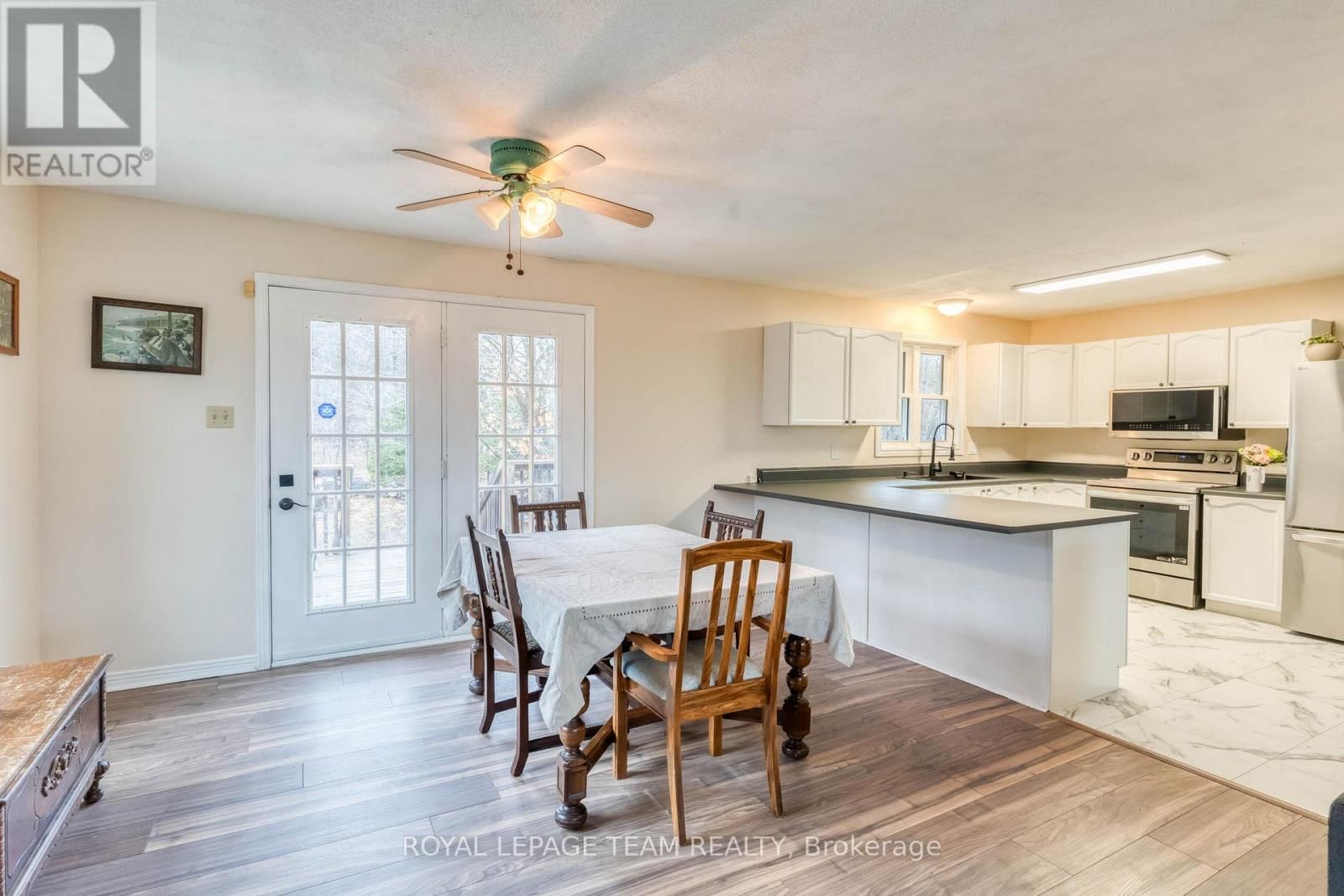 1255 OLD PERTH ROAD Image 9