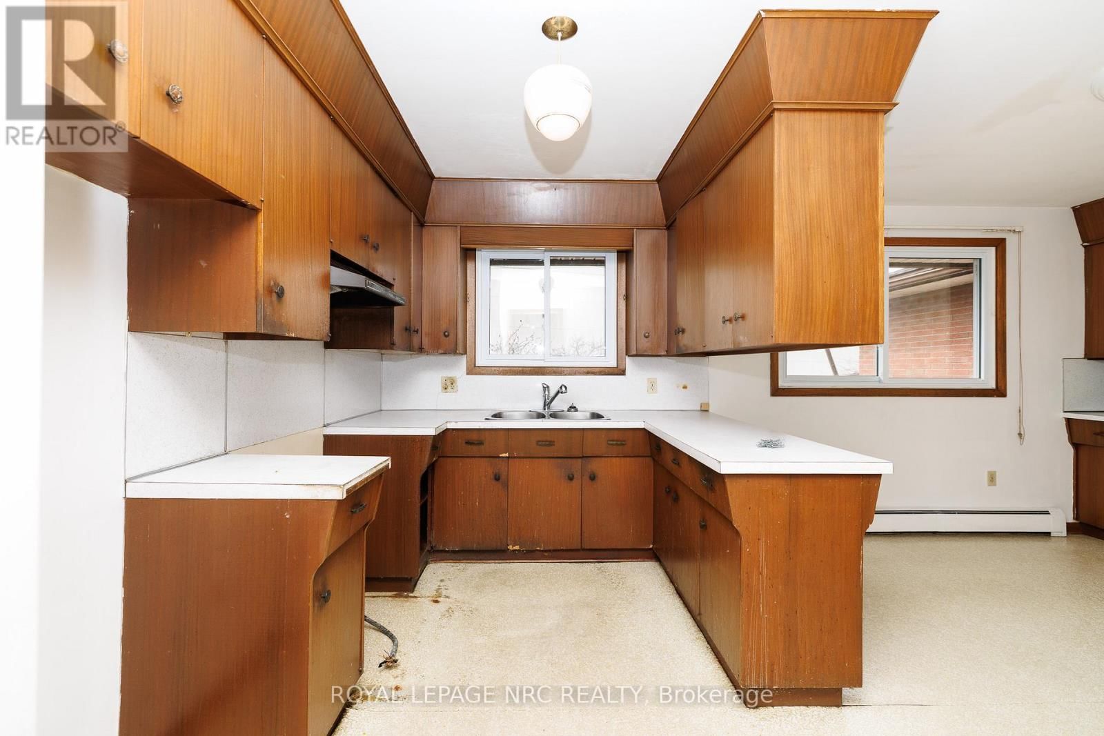 91 REGENT DRIVE SOUTH Image 12