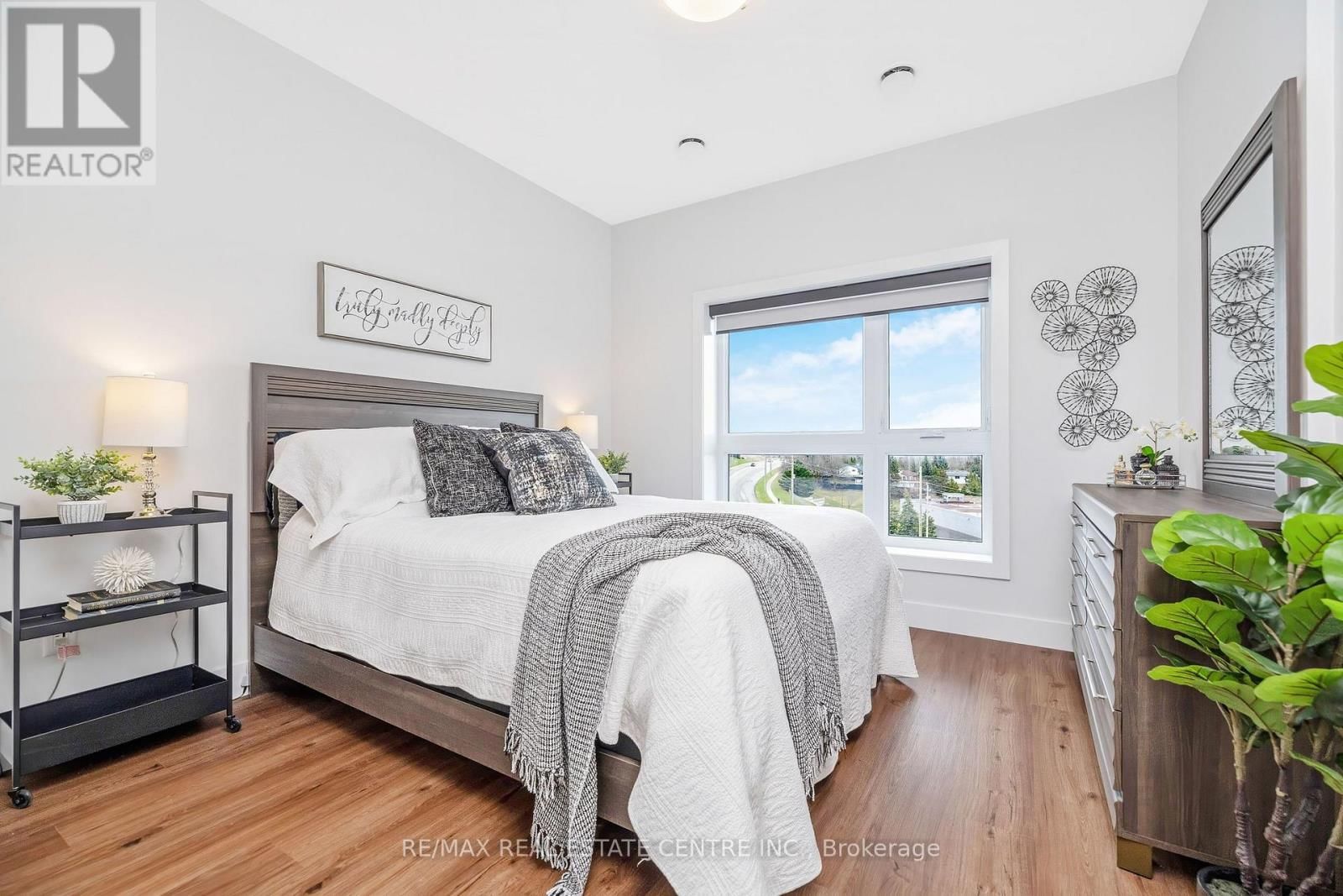 1000 LACKNER PLACE Image 14