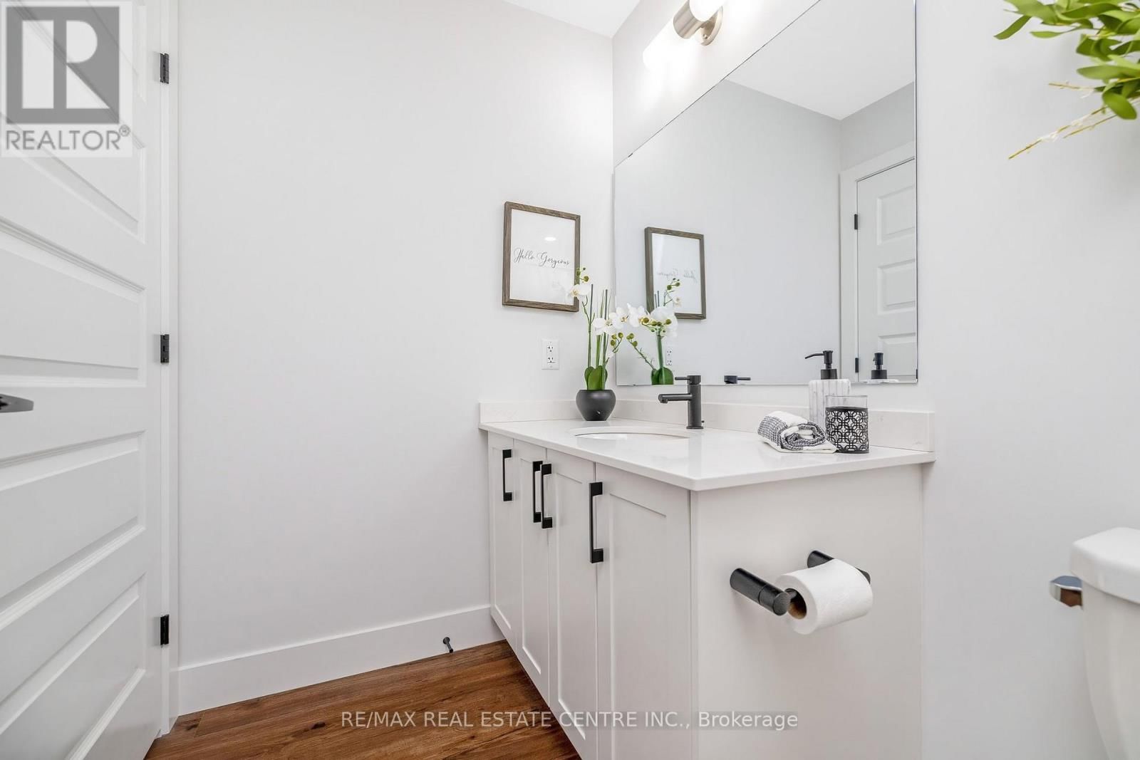 1000 LACKNER PLACE Image 17