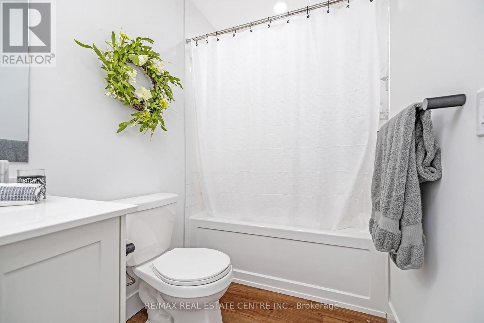 1000 LACKNER PLACE Image 18