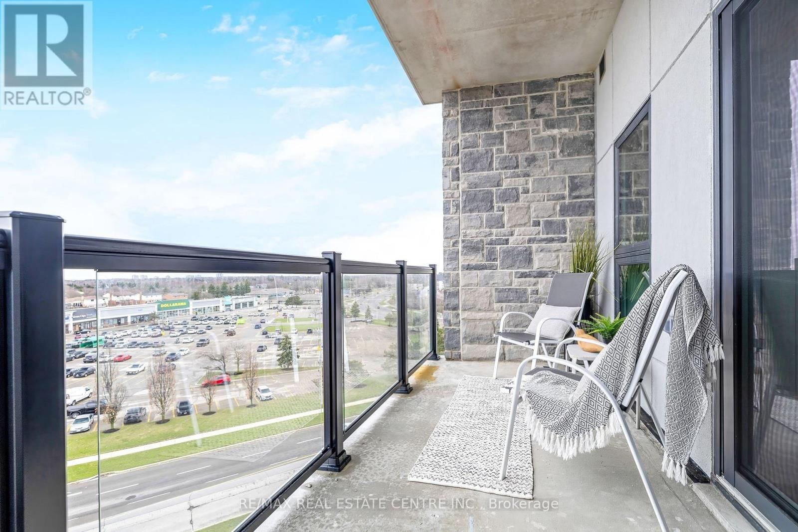 1000 LACKNER PLACE Image 20